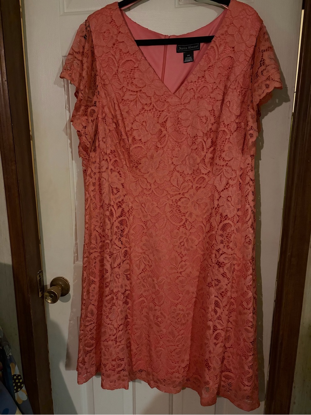 Jessica Howard Coral Lace Midi Dress with V-Neck